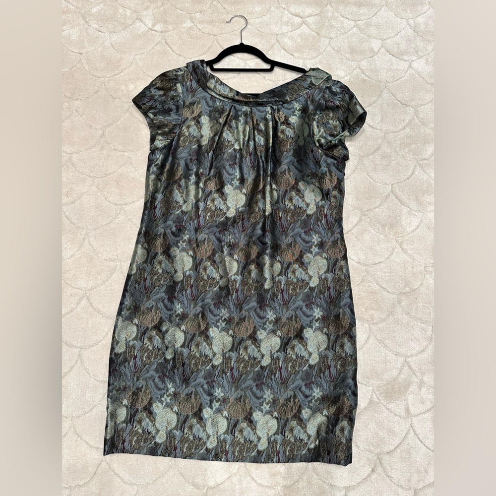 Like new Theia dress in brocade size 10